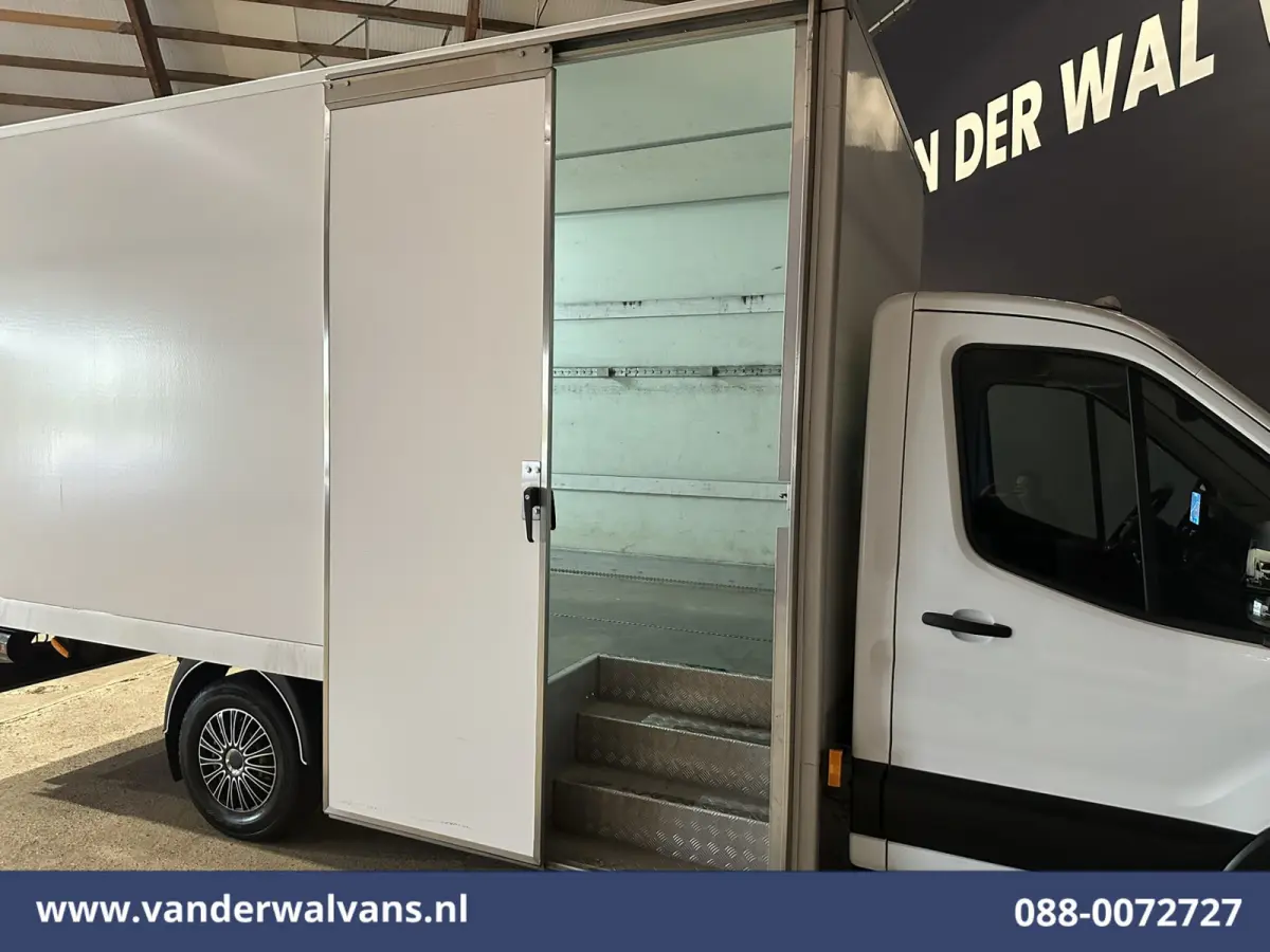 2.0 TDCI 131pk Bakwagen 1103kg laadvermogen Laadklep Zijdeur Euro6 Airco | Navigatie | Camera | Apple Carplay Android Auto, Cruisecontrol, Stoelverwarming