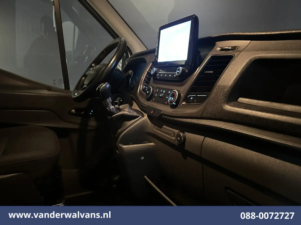 2.0 TDCI 131pk Bakwagen 1103kg laadvermogen Laadklep Zijdeur Euro6 Airco | Navigatie | Camera | Apple Carplay Android Auto, Cruisecontrol, Stoelverwarming