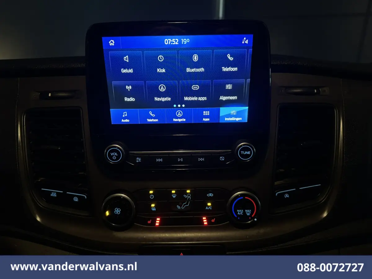 2.0 TDCI 131pk Bakwagen 1103kg laadvermogen Laadklep Zijdeur Euro6 Airco | Navigatie | Camera | Apple Carplay Android Auto, Cruisecontrol, Stoelverwarming