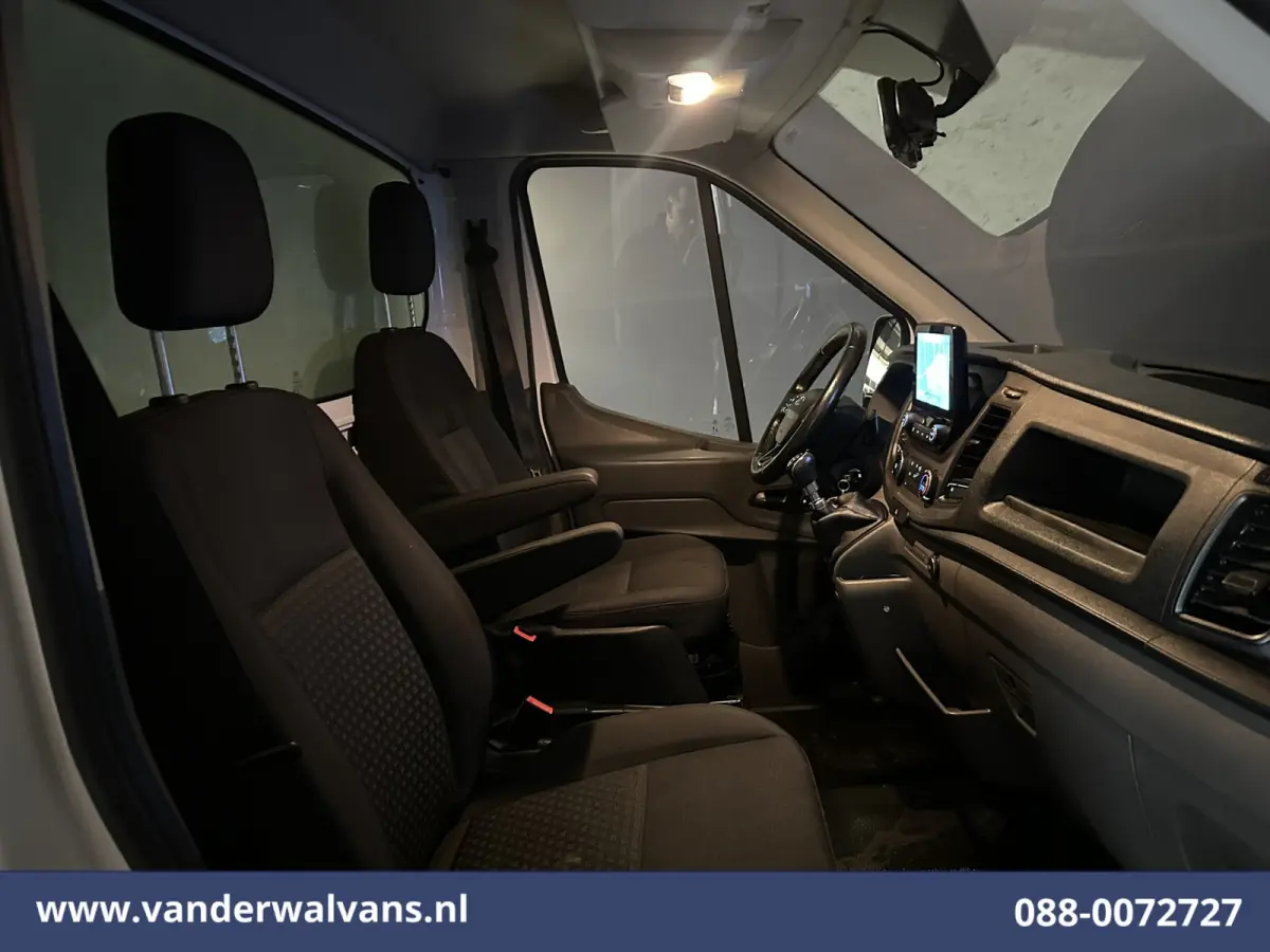 2.0 TDCI 131pk Bakwagen 1103kg laadvermogen Laadklep Zijdeur Euro6 Airco | Navigatie | Camera | Apple Carplay Android Auto, Cruisecontrol, Stoelverwarming