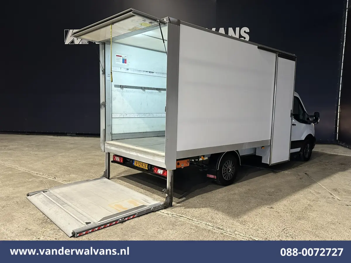 2.0 TDCI 131pk Bakwagen 1103kg laadvermogen Laadklep Zijdeur Euro6 Airco | Navigatie | Camera | Apple Carplay Android Auto, Cruisecontrol, Stoelverwarming