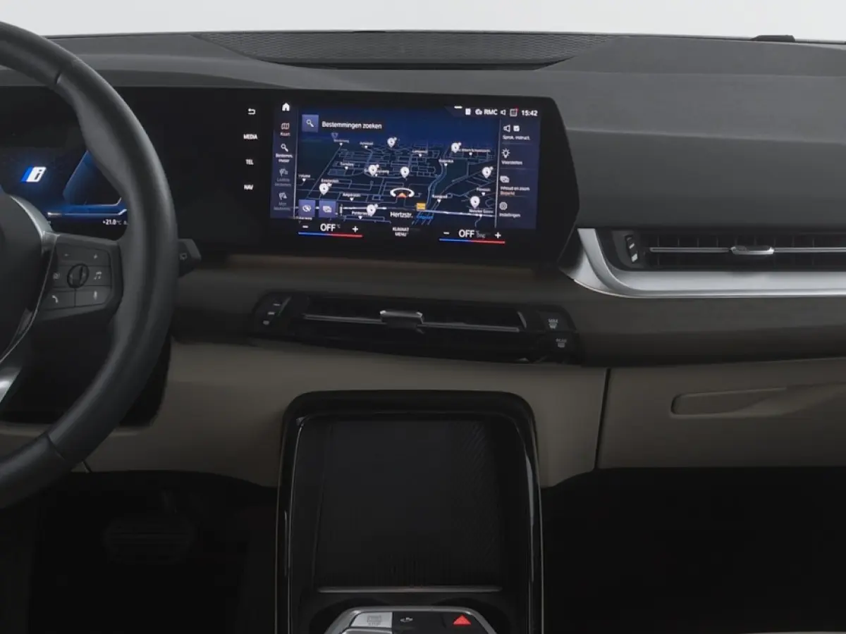 225 xDrive Luxury Line | LEDER | CAMERA | NAVI | ECC | PHEV | Sanremo Grün Metallic !