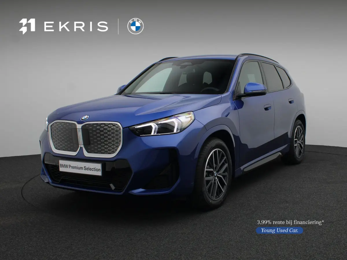 M Sport Edition Premium Pack | Comfort Pack | Comfort Access | 	Achteruitrijcamera | Elektrisch verstelbare stoelen | Driving Assistant | Parking Assistant | Harman Kardon | 18''