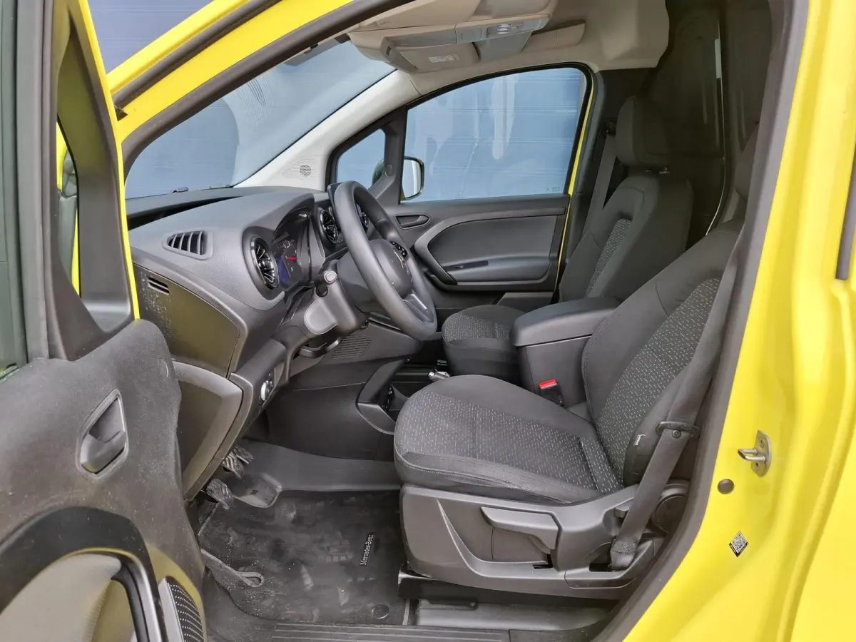 110 CDI L1 Pro AIRCO / CRUISE CONTROLE / CAMERA / NAVI / TREKHAAK