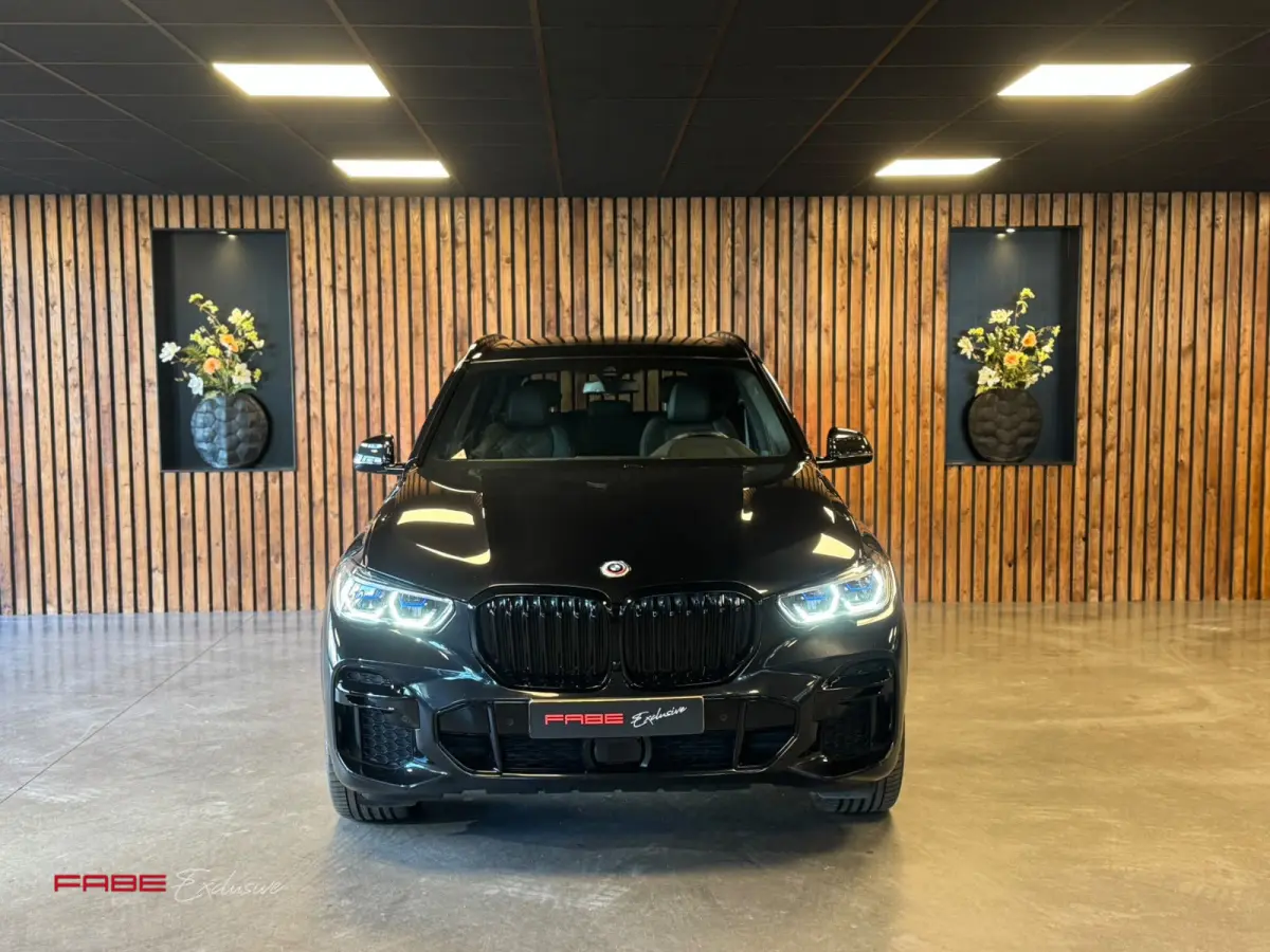 XDrive45e High Executive/ Laser / Pano / Softclose / HUD / H/K / M-Sportpakket / Memory / Leder