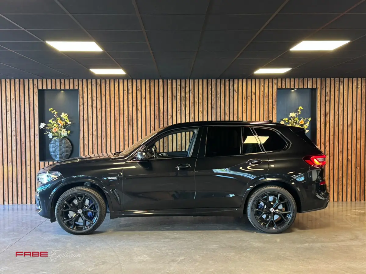 XDrive45e High Executive/ Laser / Pano / Softclose / HUD / H/K / M-Sportpakket / Memory / Leder