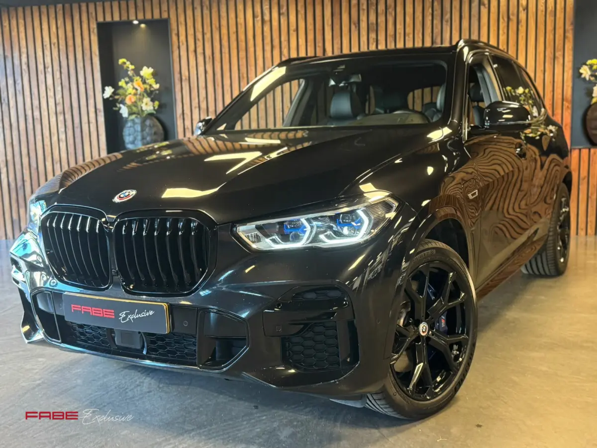 XDrive45e High Executive/ Laser / Pano / Softclose / HUD / H/K / M-Sportpakket / Memory / Leder