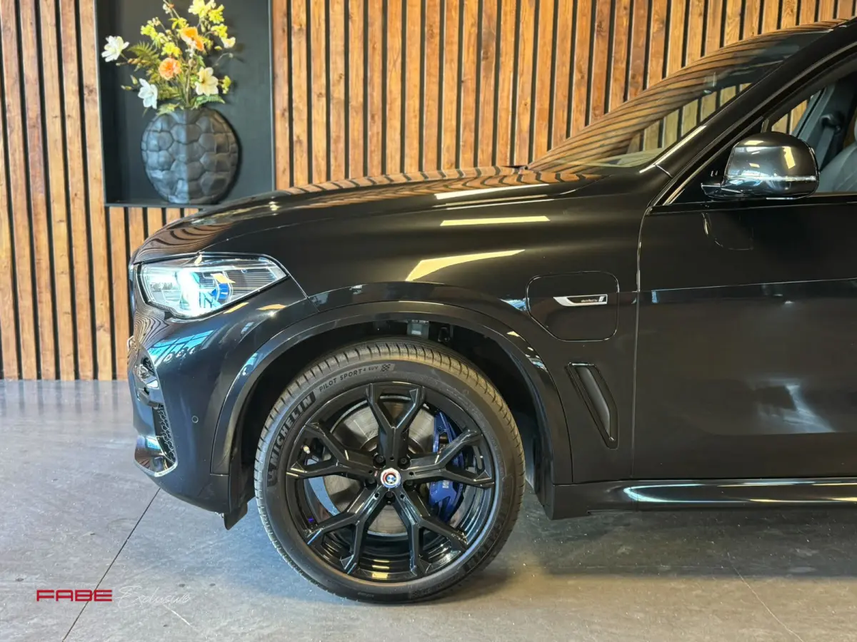 XDrive45e High Executive/ Laser / Pano / Softclose / HUD / H/K / M-Sportpakket / Memory / Leder