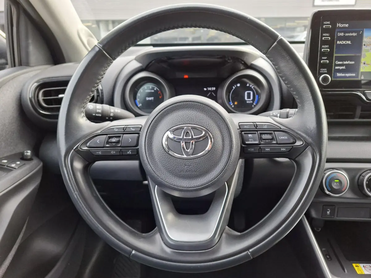 1.5 VVT-i Style Garantie tot 6-2031! /Carplay/Adaptive Cruise/Full-LED/JBL/Camera/Privacy Glass
