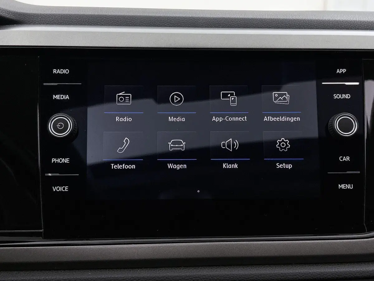 1.0 TSI Comfortline 95 PK | Automaat | Airco | Adaptive Cruise Control | Apple Carplay & Android auto | Panoramadak | Achteruitrijcamera |