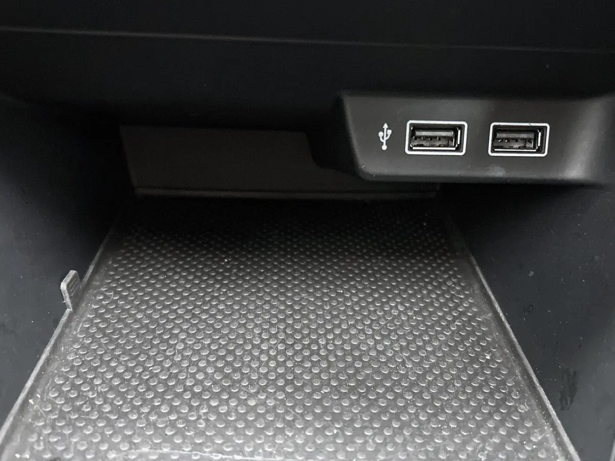1.0 TSI Comfortline 95 PK | Automaat | Airco | Adaptive Cruise Control | Apple Carplay & Android auto | Panoramadak | Achteruitrijcamera |