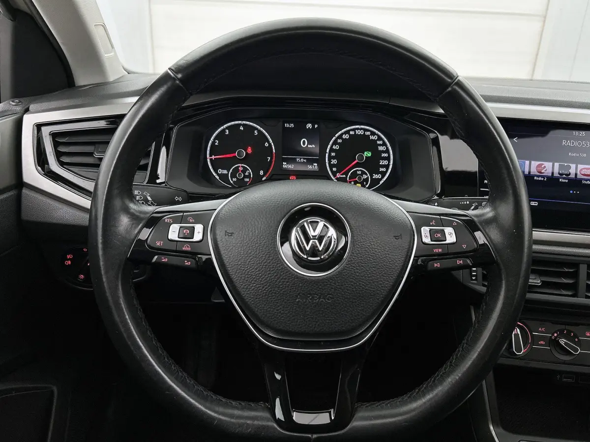 1.0 TSI Comfortline 95 PK | Automaat | Airco | Adaptive Cruise Control | Apple Carplay & Android auto | Panoramadak | Achteruitrijcamera |
