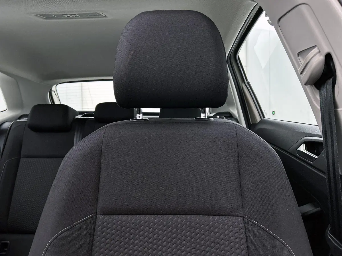 1.0 TSI Comfortline 95 PK | Automaat | Airco | Adaptive Cruise Control | Apple Carplay & Android auto | Panoramadak | Achteruitrijcamera |
