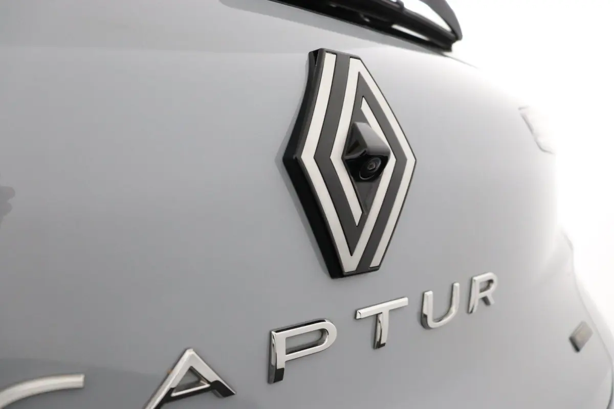 techno full hybrid E-Tech 160 | | Google Navigatie | Parkeercamera | Climate Control |