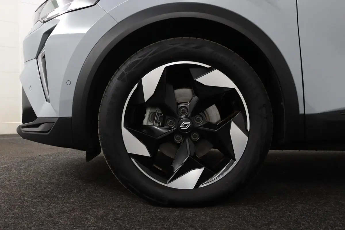 techno full hybrid E-Tech 160 | | Google Navigatie | Parkeercamera | Climate Control |