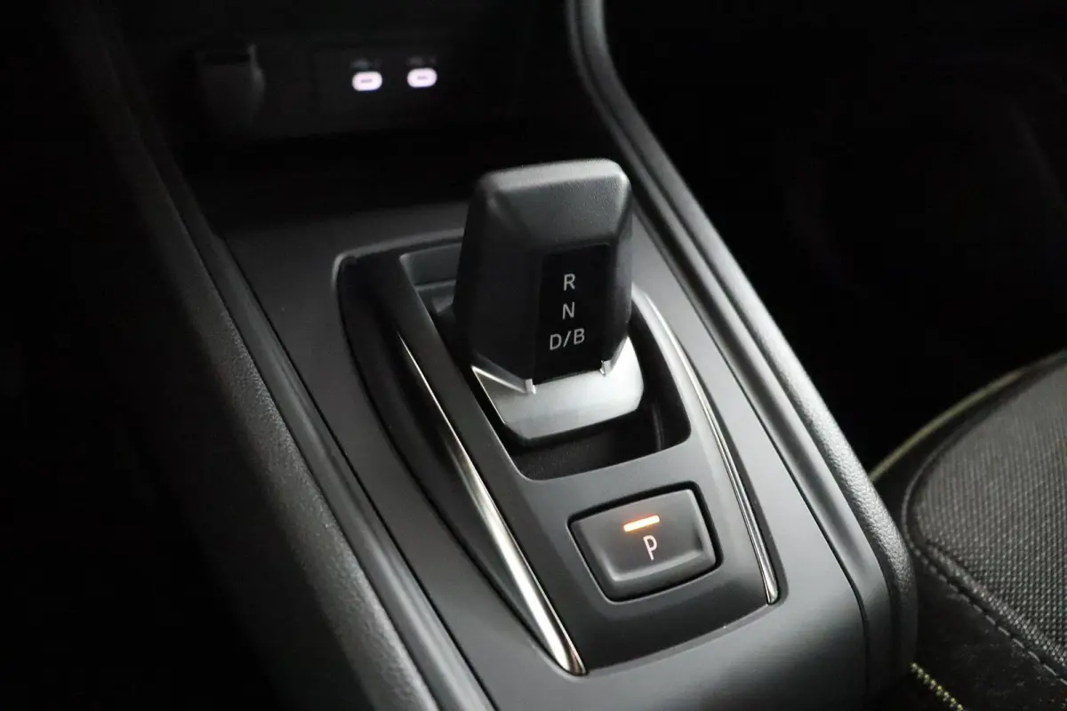 techno full hybrid E-Tech 160 | | Google Navigatie | Parkeercamera | Climate Control |