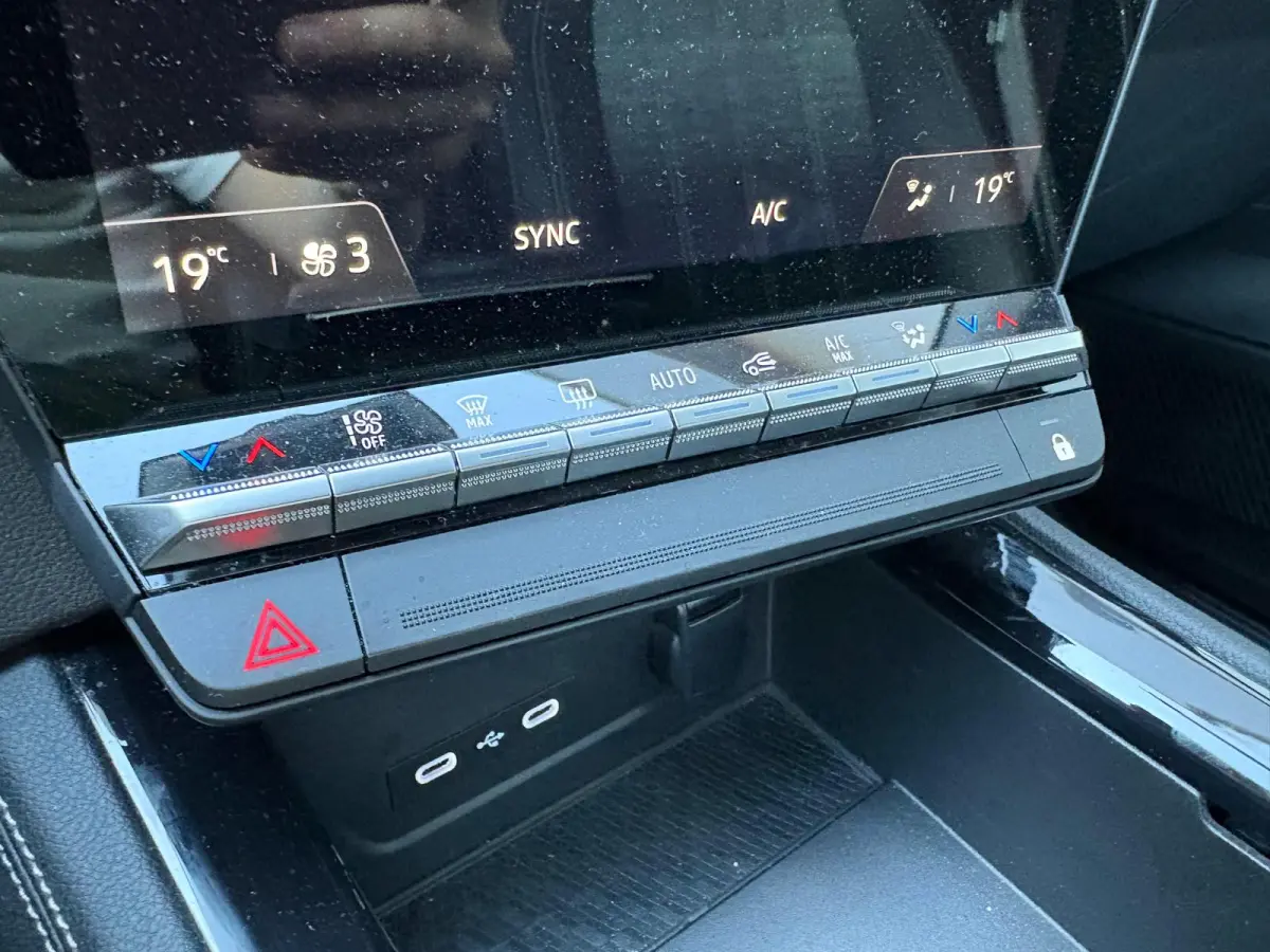 1.2 E-Tech Full Hybrid 200PK Techno Navigatie/Parkeerhulp/Carplay-android/Keyless