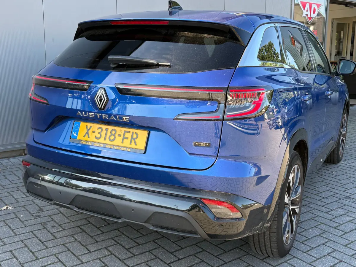 1.2 E-Tech Full Hybrid 200PK Techno Navigatie/Parkeerhulp/Carplay-android/Keyless