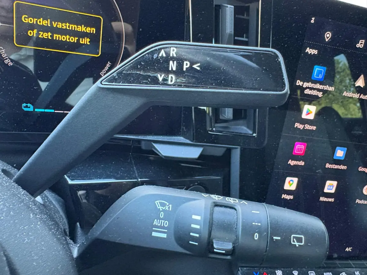 1.2 E-Tech Full Hybrid 200PK Techno Navigatie/Parkeerhulp/Carplay-android/Keyless