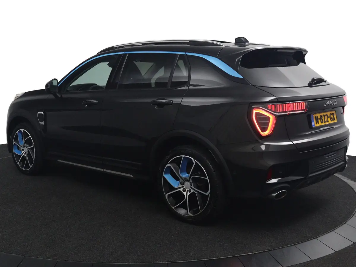 1.5*PLUG-IN*NAVI*PANO*CAM*ACC*CARPLAY*ECC*LED*