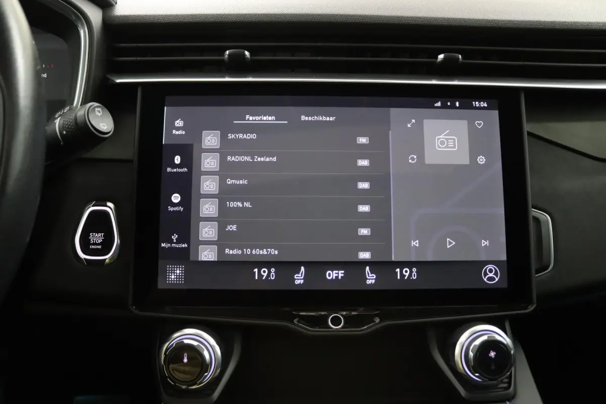1.5*PLUG-IN*NAVI*PANO*CAM*ACC*CARPLAY*ECC*LED*