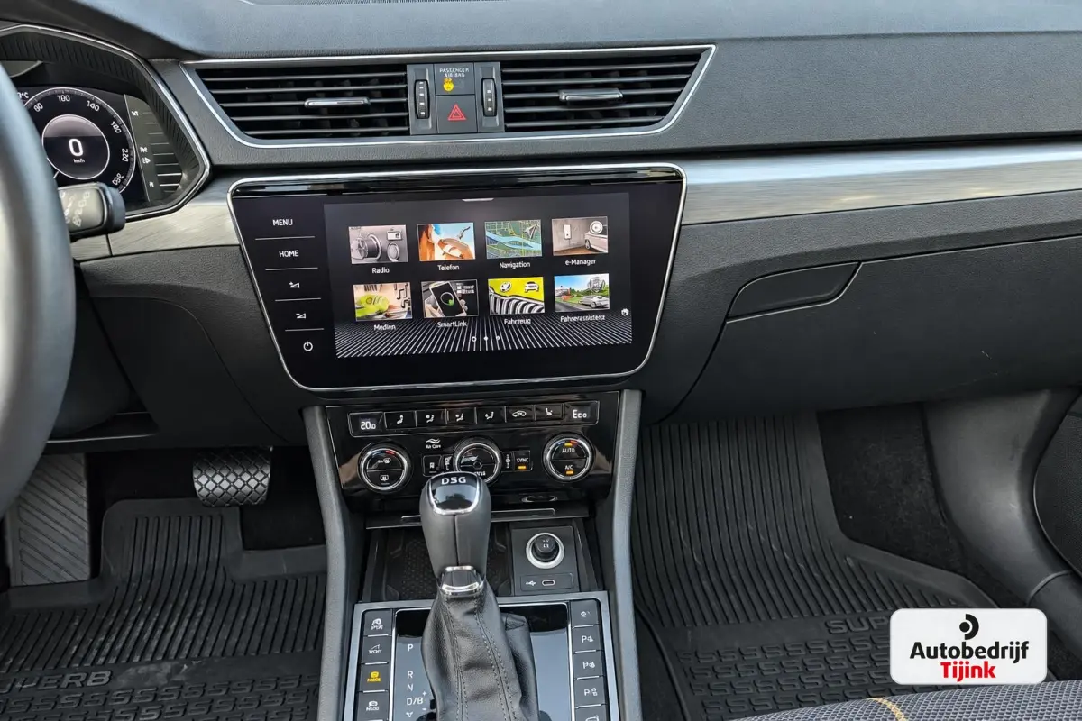 1.4 TSI iV Business Edition Plus | Pano | Trekhaak | Matrix LED | Stoel & stuurverw. | Elek. stoelen | Elek. achterklep | ACC | Blind spot |