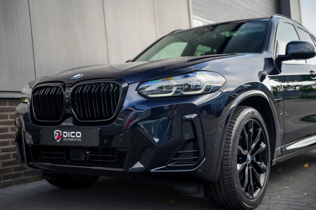 xDrive30e 292 pk High Executive M-Sport / BTW-Auto/ Pano-Dak/ H&K/ Head-Up/ ACC/ Keyless/ Camera/ M-Stoel/ Memory/ Stoelverw./ 20'' LMV
