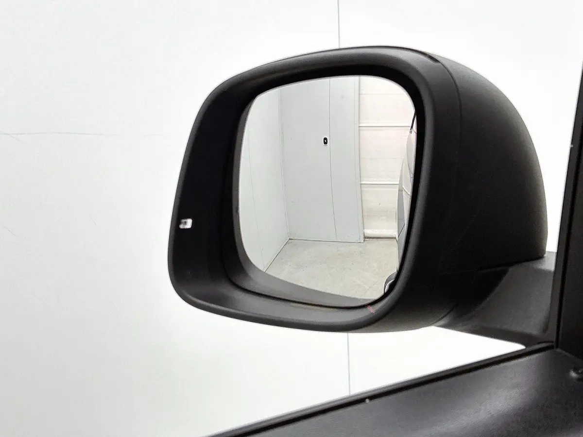 204PK | SOH 94% | Airco | Trekhaak | Achteruitrijcamera | Multifunctioneel Stuurwiel | Cruise Control | Apple/Android Carplay |