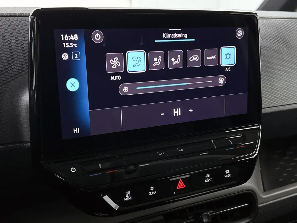 204PK | SOH 94% | Airco | Trekhaak | Achteruitrijcamera | Multifunctioneel Stuurwiel | Cruise Control | Apple/Android Carplay |
