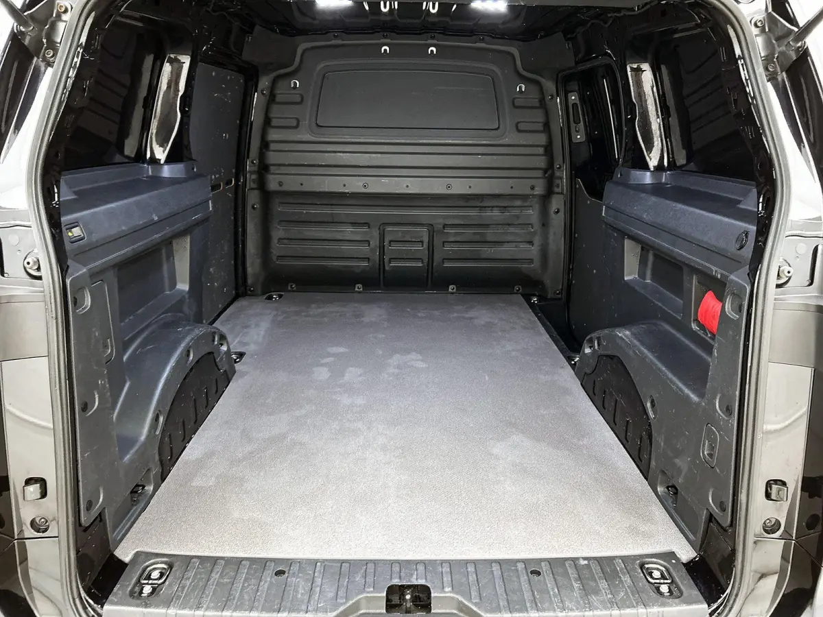 204PK | SOH 94% | Airco | Trekhaak | Achteruitrijcamera | Multifunctioneel Stuurwiel | Cruise Control | Apple/Android Carplay |