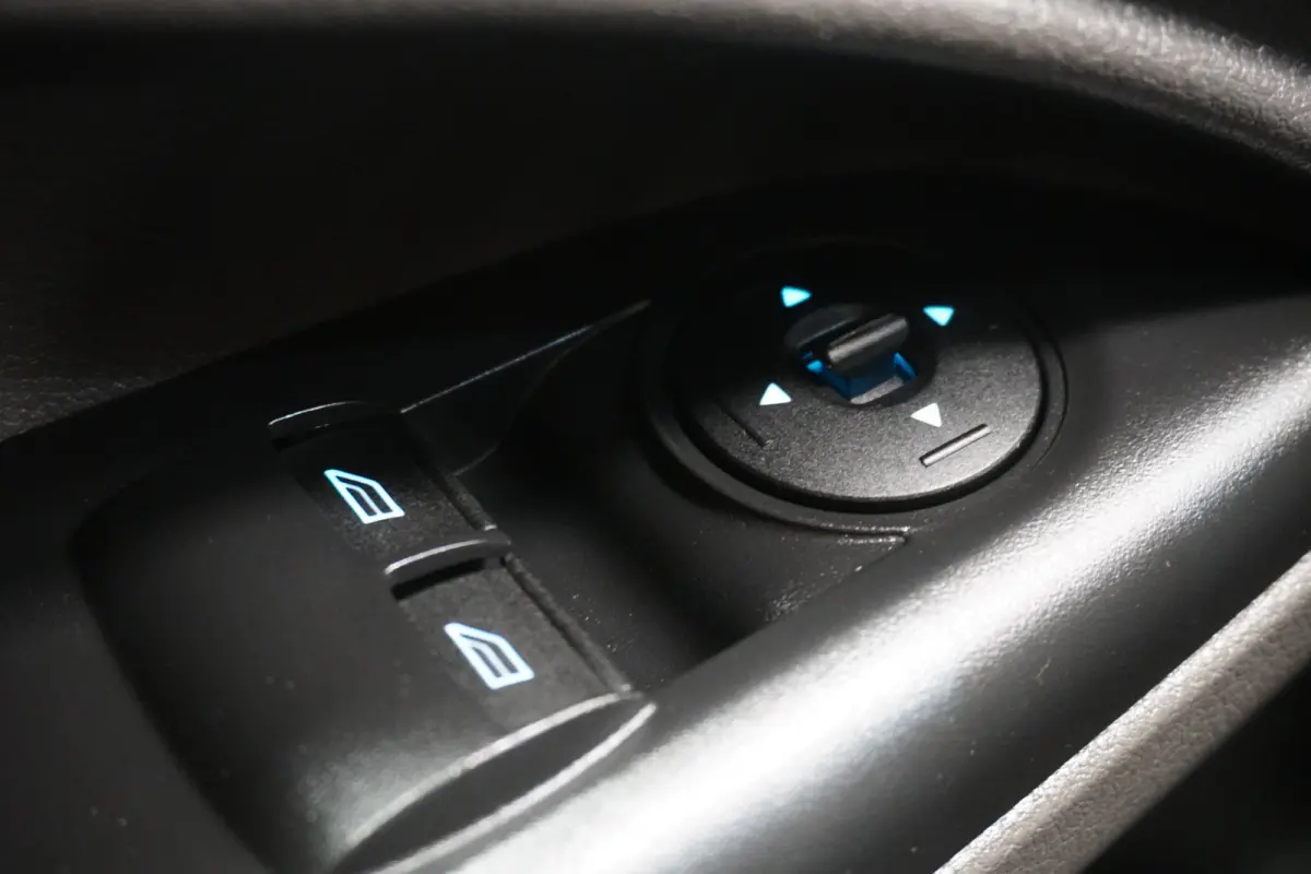 1.5 EcoBlue 100PK EURO 6 - Airco - Navi - Cruise - €12.950,- Excl.