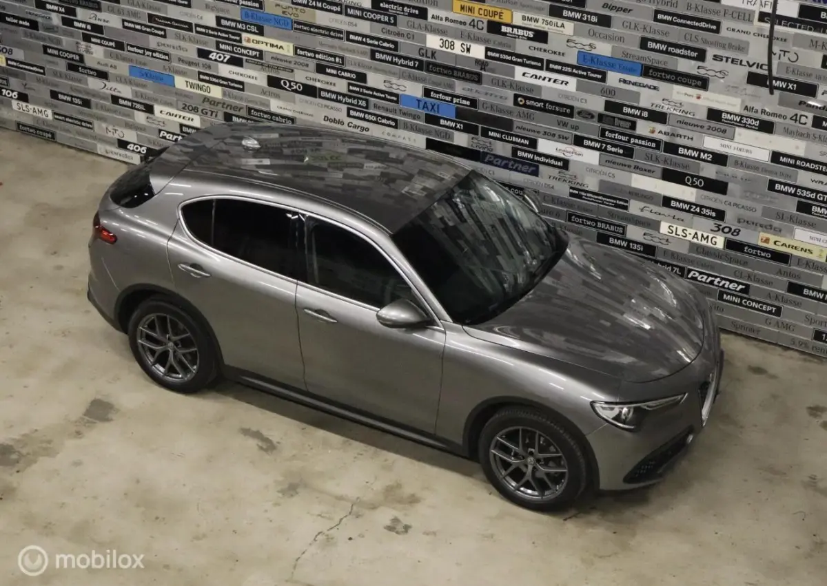 Alfa Romeo Stelvio 2017 Benzine Automatisch leasen