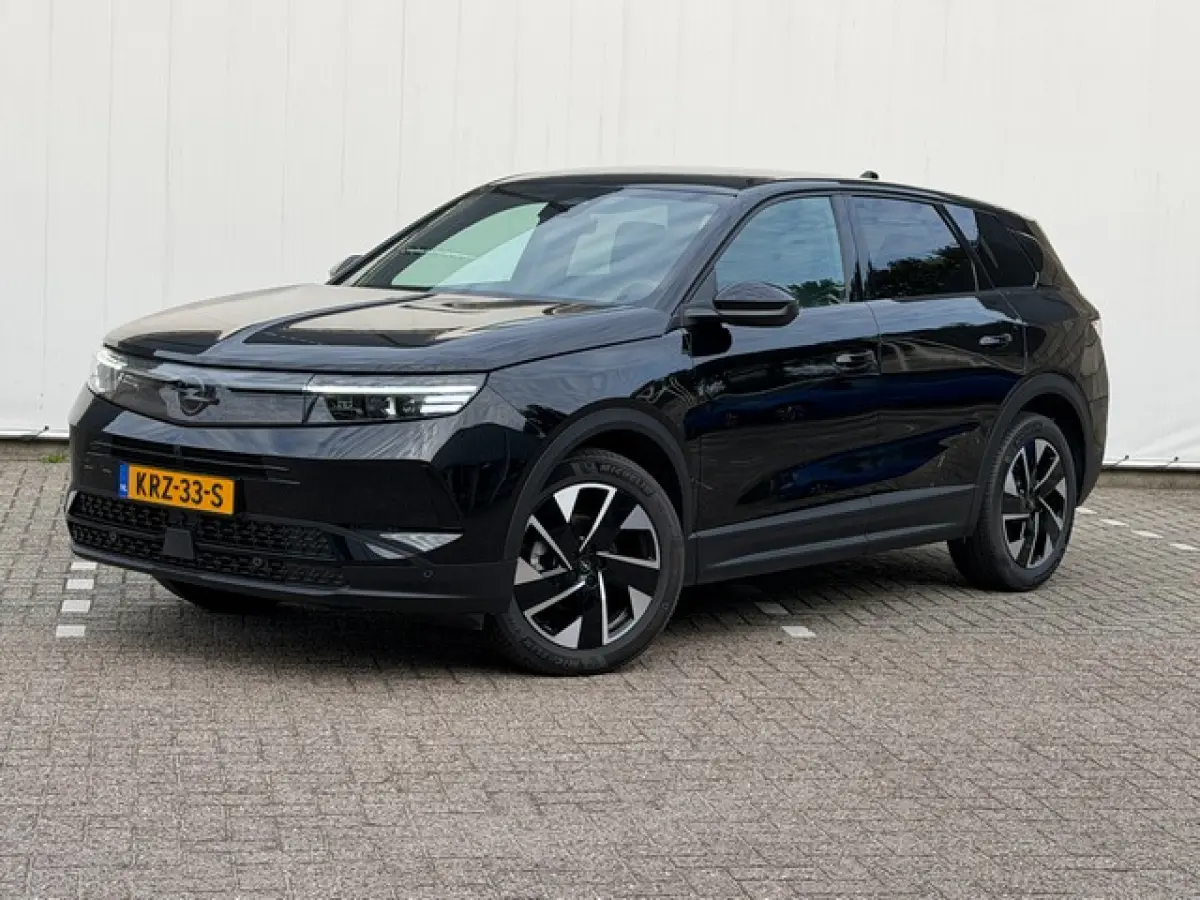 1.2 Turbo Hybrid GS met Navi/Camera, Winterpakket, AGR, 19inch, Full LED