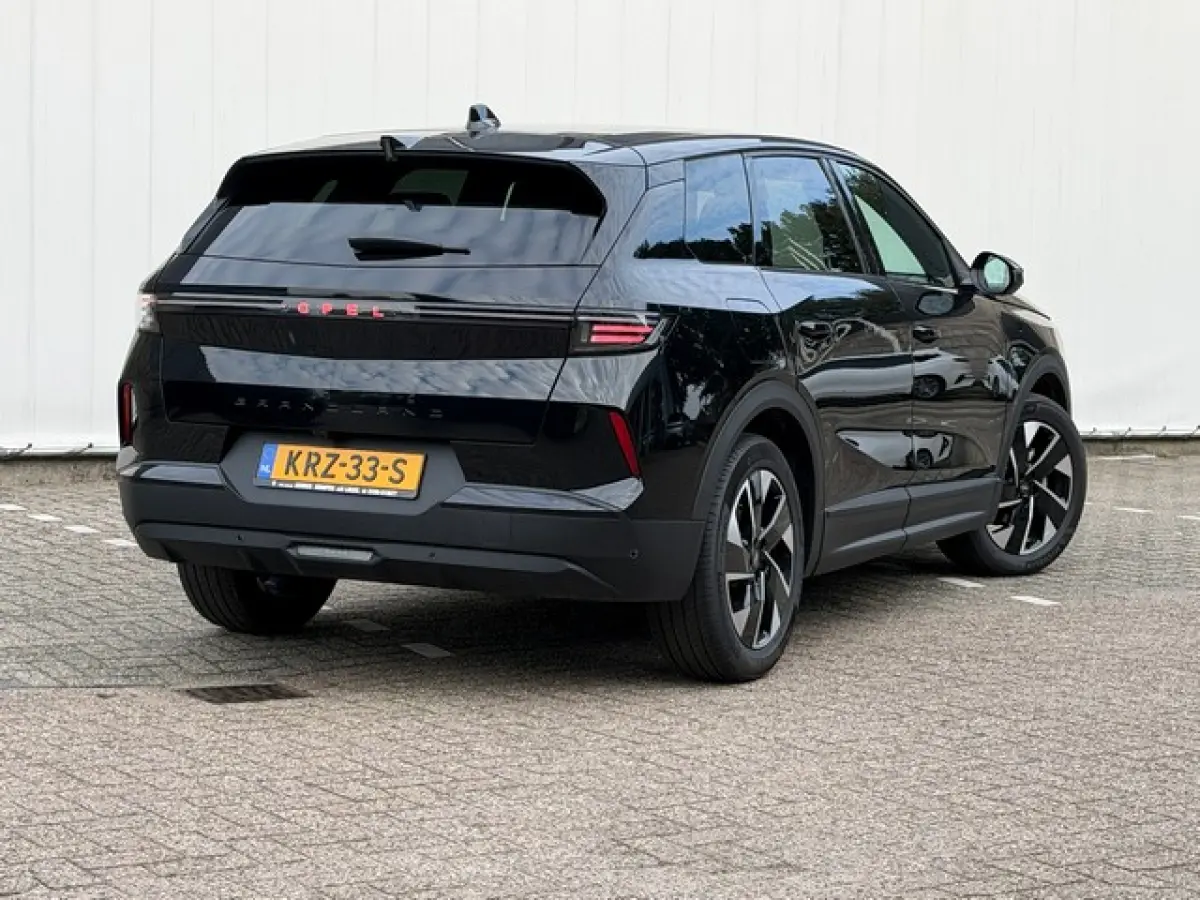 1.2 Turbo Hybrid GS met Navi/Camera, Winterpakket, AGR, 19inch, Full LED
