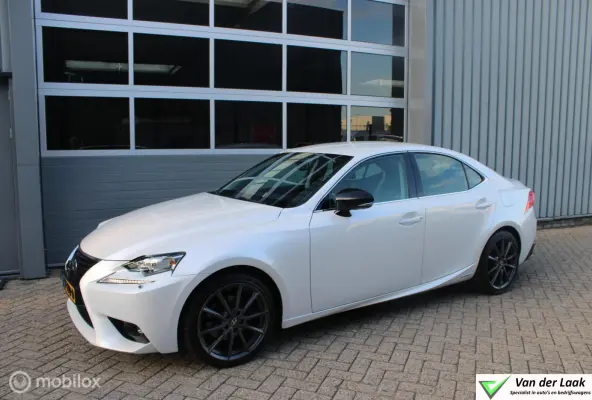 300h Sport Edition NL Auto Boekjes | BTW Auto | Half Leer |
