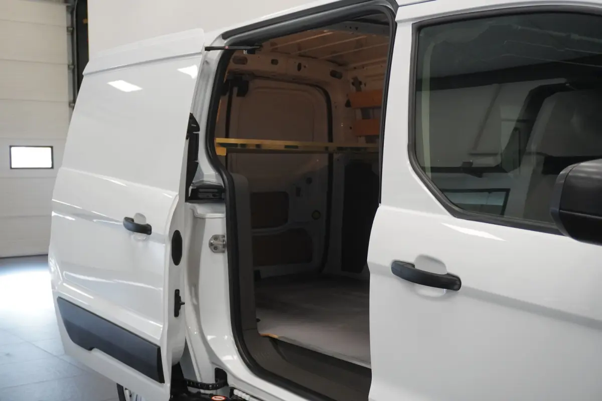1.5 EcoBlue 100PK L2 EURO 6 - Airco - Navi - Cruise - €13.950,- Excl.