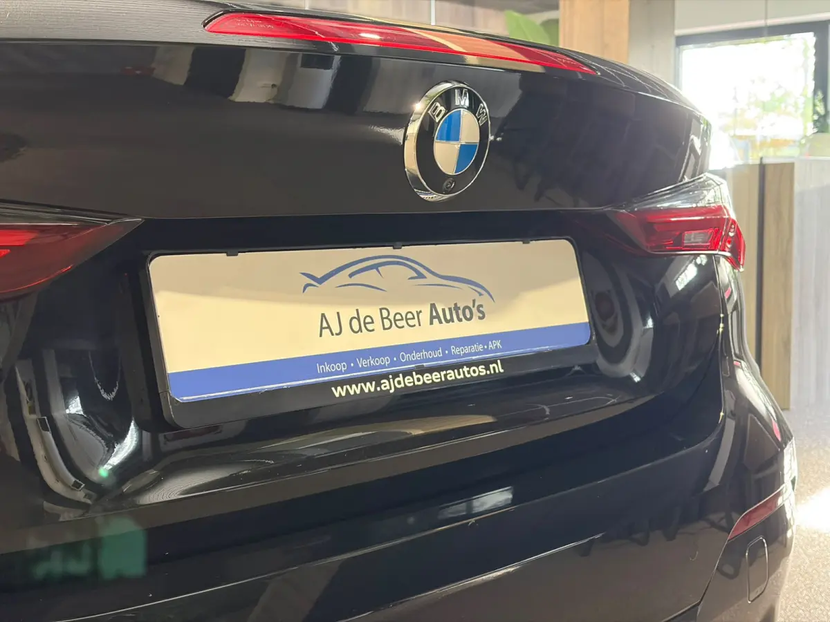 420i High Executive H/K | Camera |Stoel/stuur/nek verwarming | Carplay | Navigatie