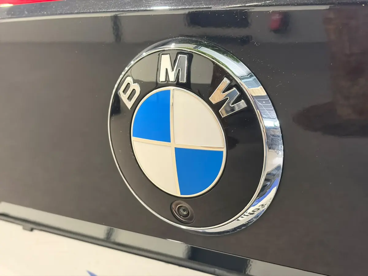 420i High Executive H/K | Camera |Stoel/stuur/nek verwarming | Carplay | Navigatie