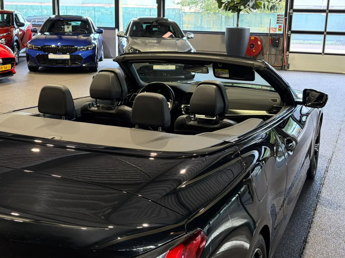 420i High Executive H/K | Camera |Stoel/stuur/nek verwarming | Carplay | Navigatie