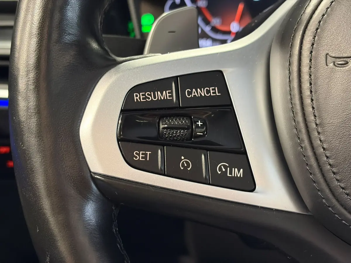 420i High Executive H/K | Camera |Stoel/stuur/nek verwarming | Carplay | Navigatie
