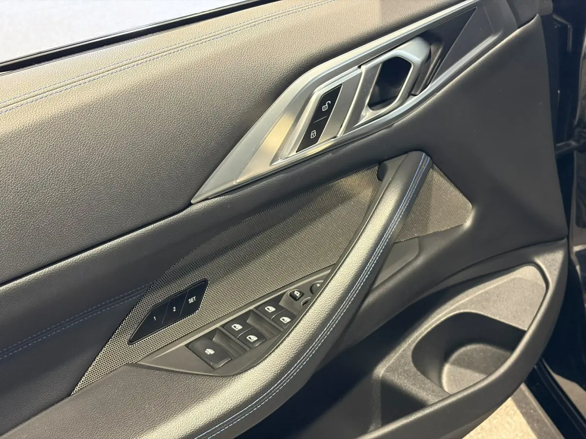 420i High Executive H/K | Camera |Stoel/stuur/nek verwarming | Carplay | Navigatie