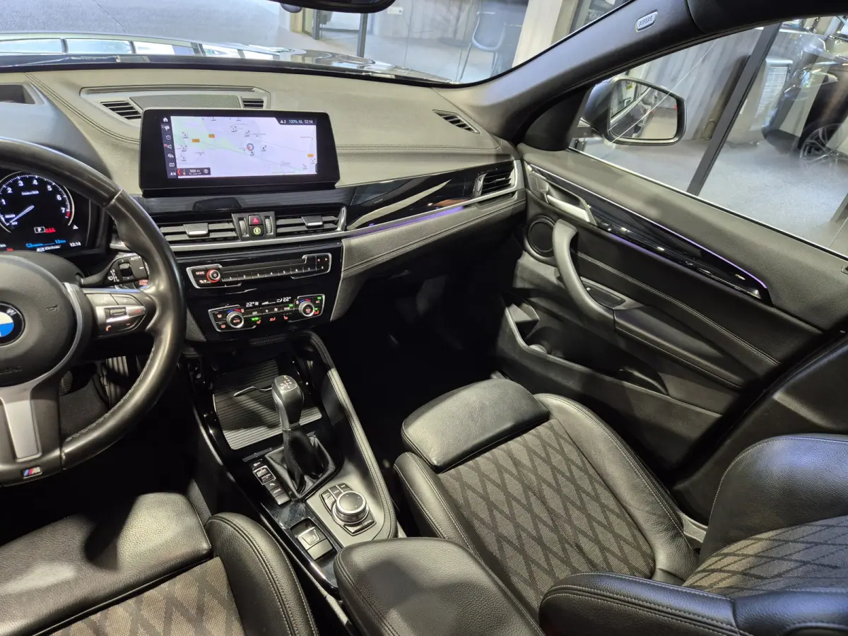 xDrive25e Executive X-Line | Camera | Stoelverwarming | HUD | Navigatie