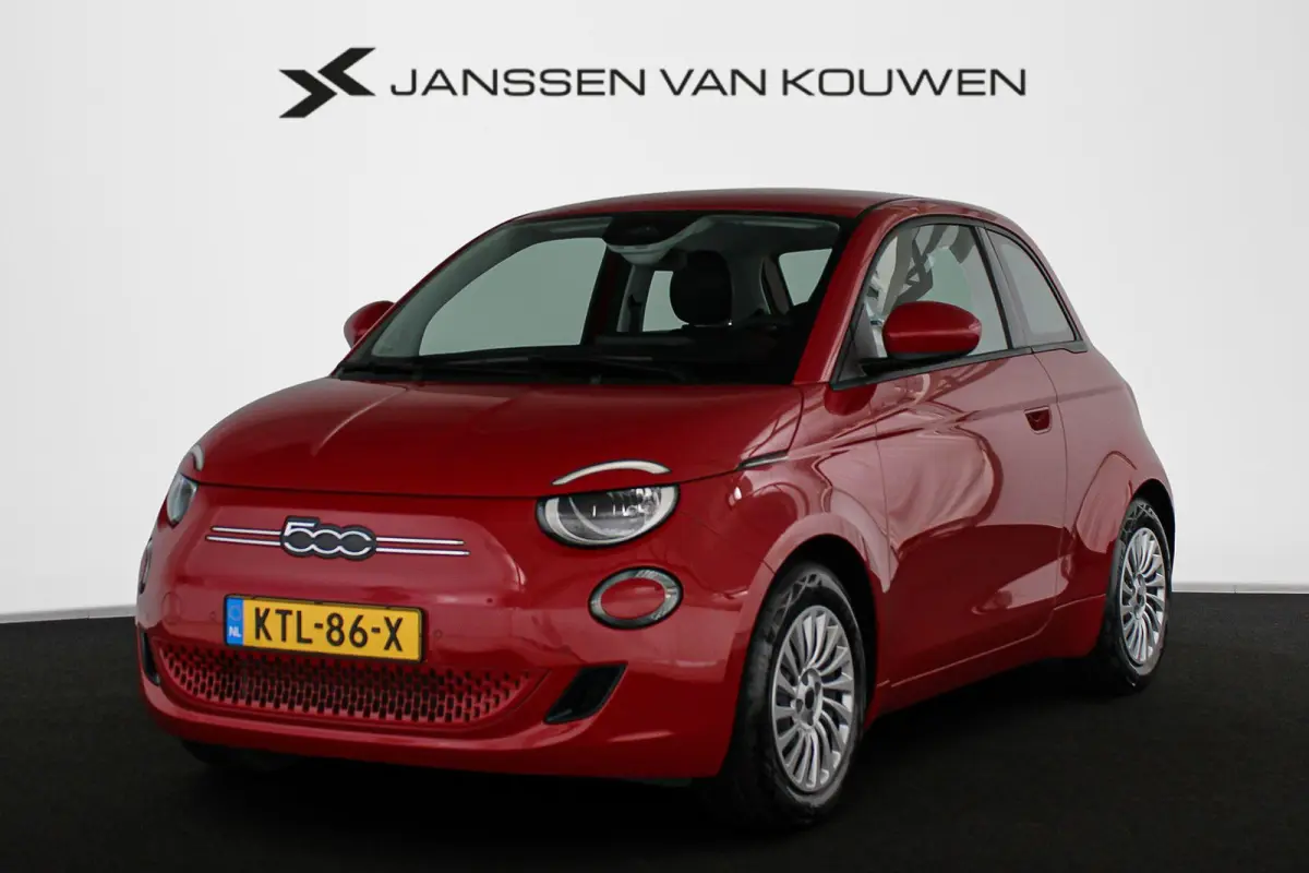 Urban 42 kWh Stoelverwarming Apple CarPlay Achteruitrijcamera