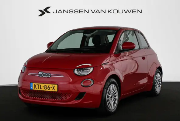 Urban 42 kWh Stoelverwarming Apple CarPlay Achteruitrijcamera