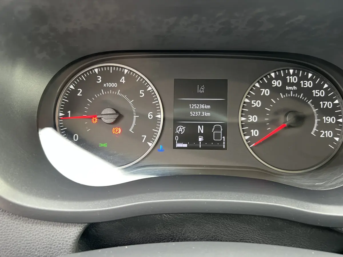 T35 2.3 dCi 150 L2H2 Automaat Work Ed.