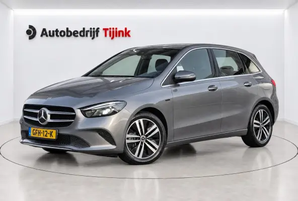 250 e Business Solution Luxury Limited PHEV | LED | Trekhaak | Stoelverwarming | Widescreen | Parkeerhulp | Camera | All-seasons |