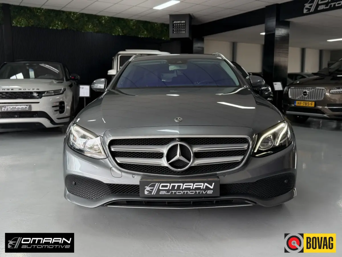 E200 AMG 360 CARPLAY BTW AUTO