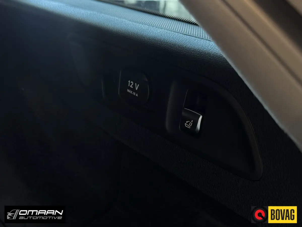 E200 AMG 360 CARPLAY BTW AUTO