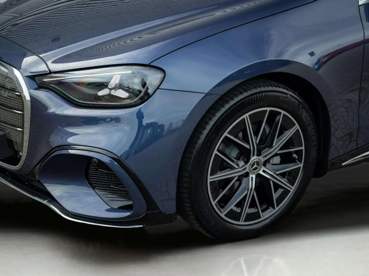 electric 400 4MATIC Launch Edition 94 kWh