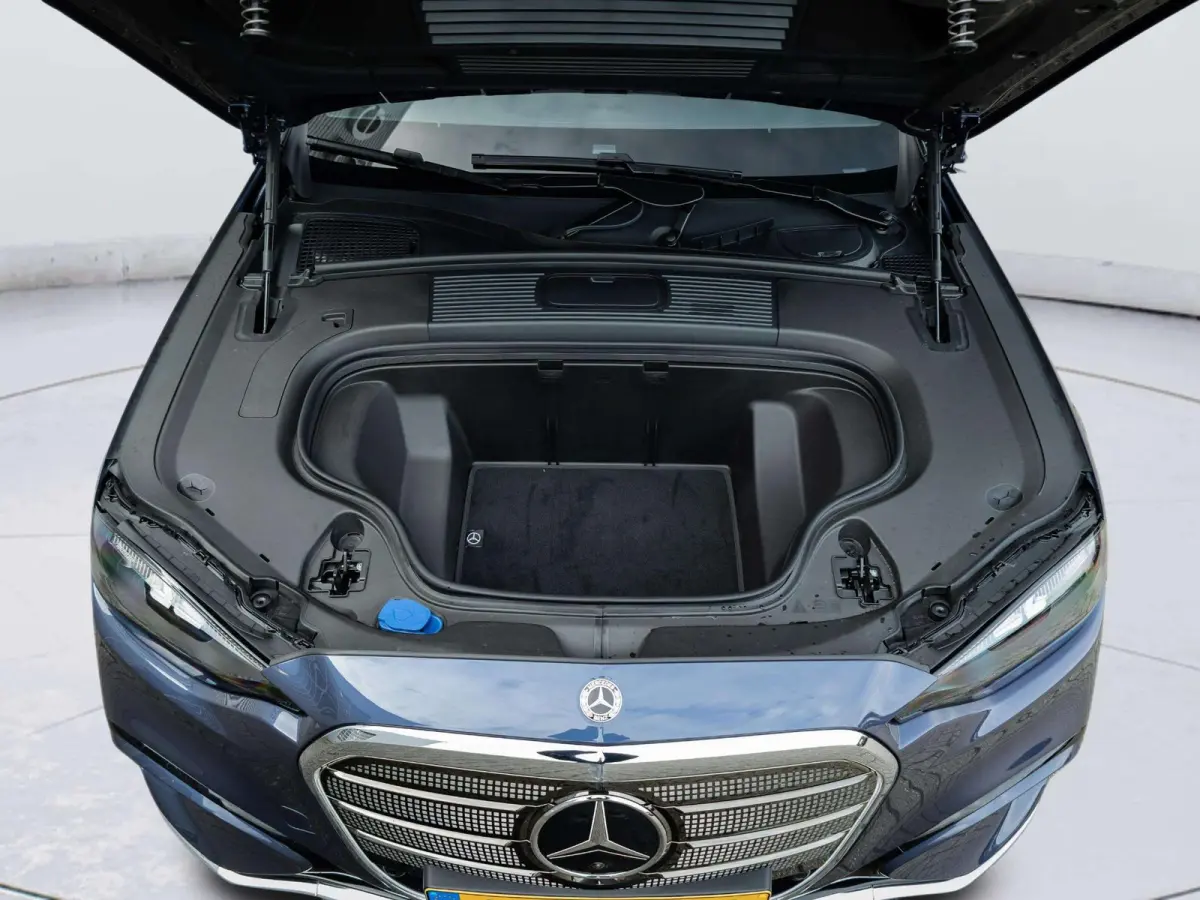 electric 400 4MATIC Launch Edition 94 kWh